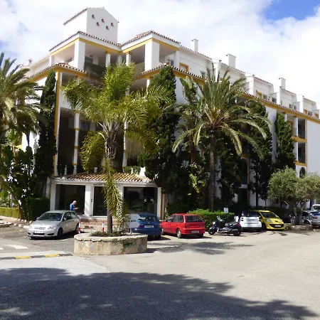 Jardines De Artola Penthouse - Eaw Homes *